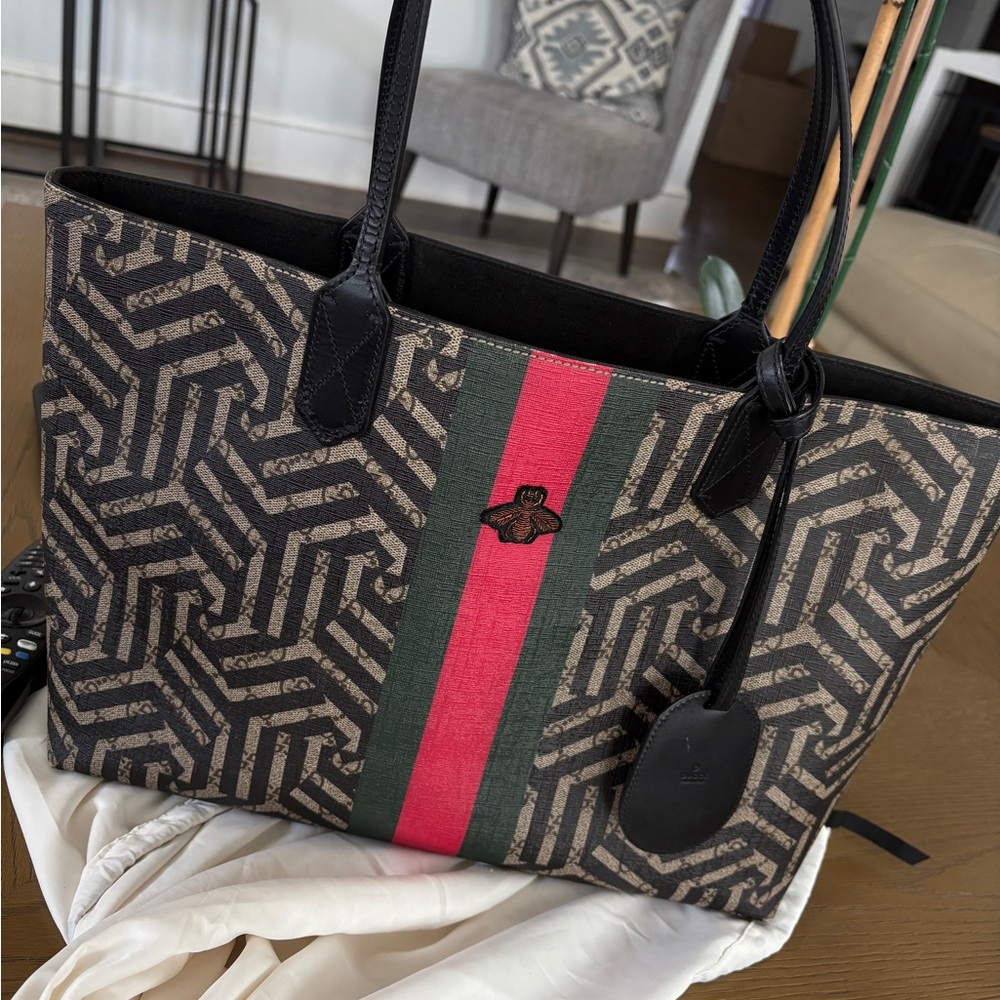 Stylish Black and Brown Tote Bag Gucci Kaleido